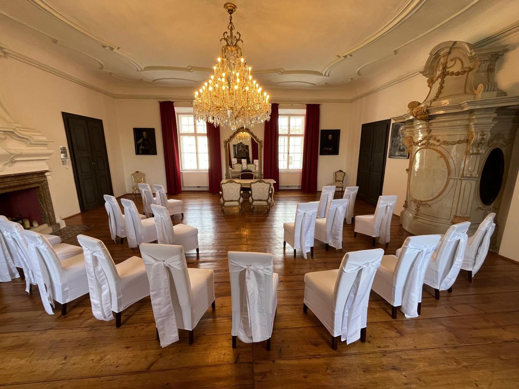 Schlosshotel Mailberg Hotel 4*